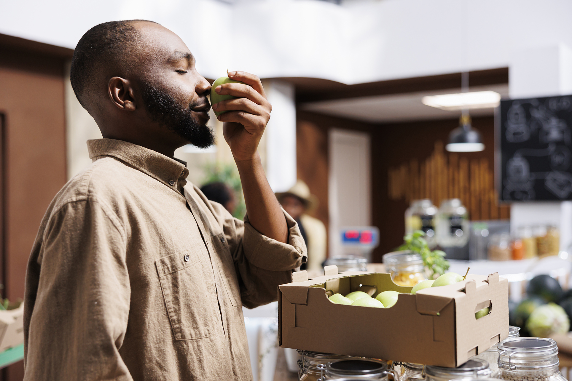 Losing your sense of smell? It could be an early sign of Alzheimer’s or Parkinson’s disease
